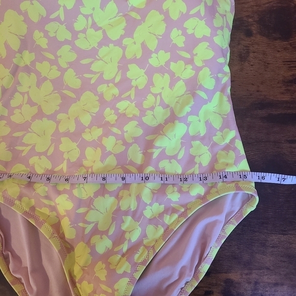 NWT GAP One-Shoulder Floral One-Piece Swimsuit – Size L - Picture 5 of 11
